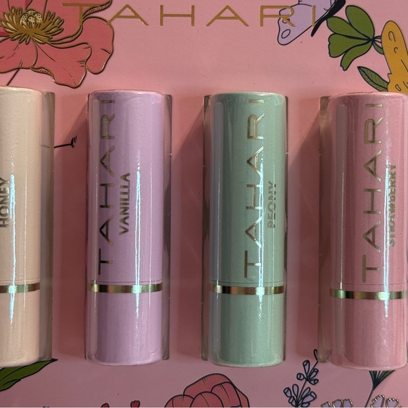🆕 Tahari Lip Balm Set - Cream, Purple, Green, Pink 🆕 - Picture 2 of 5